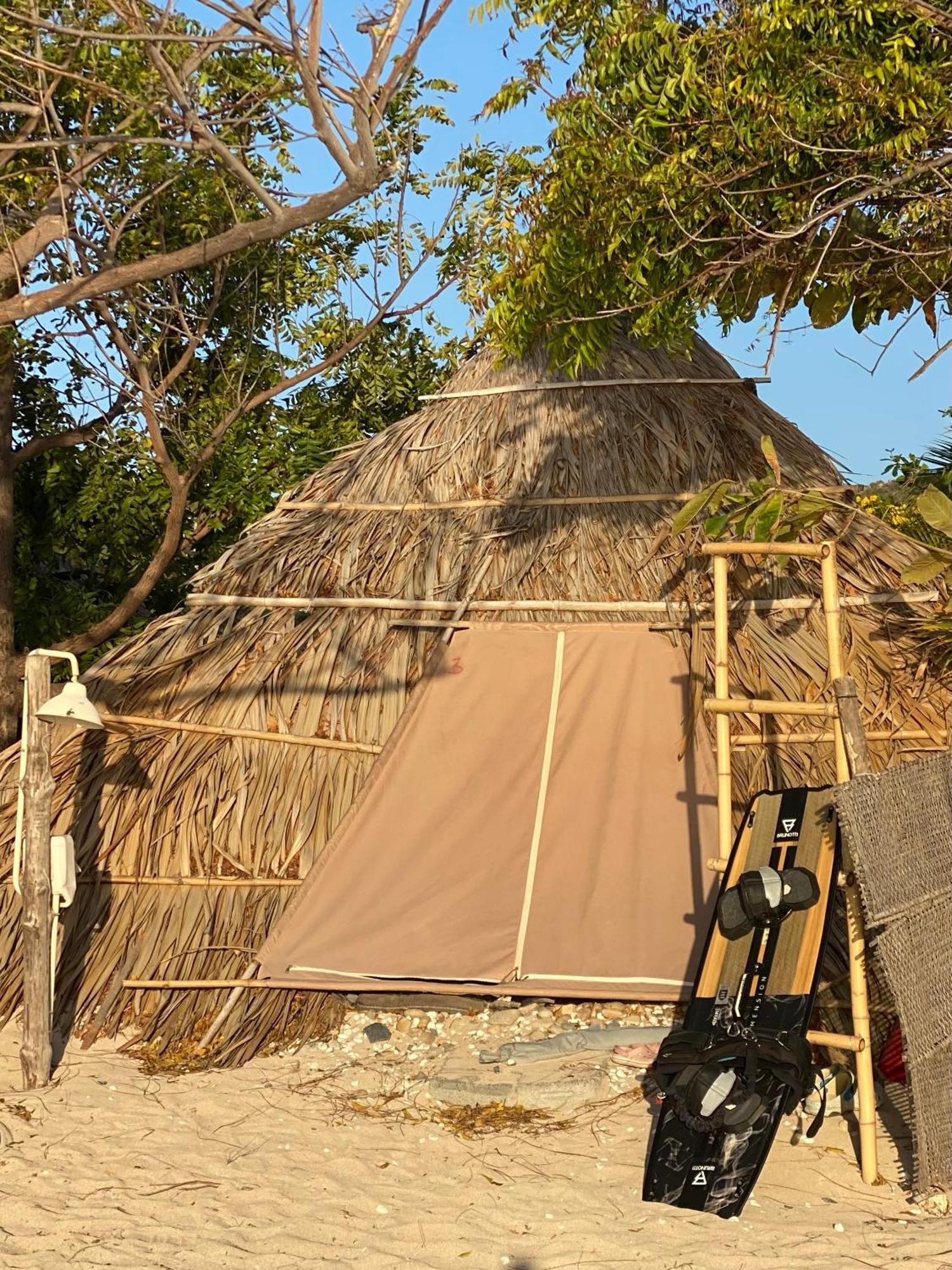 Vietnam Surf Camp Hotel Ap My Hai Exterior foto
